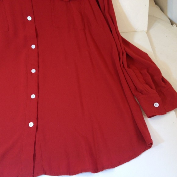 Avenue Long Sleeve Button Up Top Red Blouse Chest Pockets Size 22-24 - Picture 7 of 10